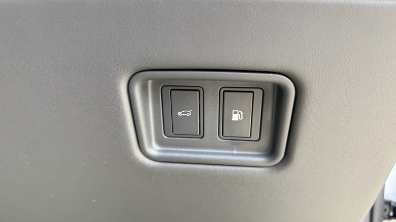 Land Rover Range Rover Sport 3.0 P440e Dynamic SE 5dr Auto Estate